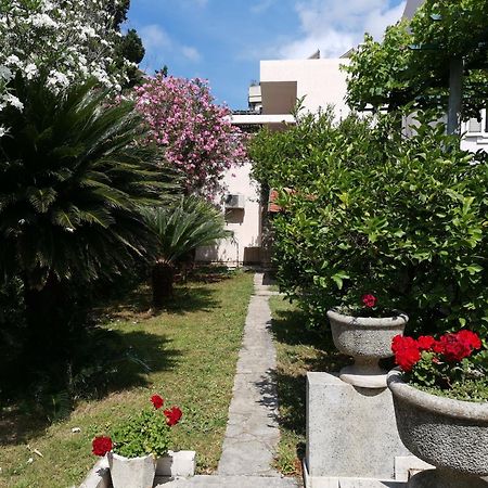 Apartments Maris Garden Petrovac Exterior photo